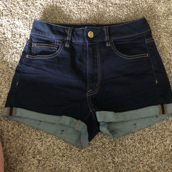 American Eagle Outfitters Pants - American Eagle High Rise Shortie shorts. Sz 6